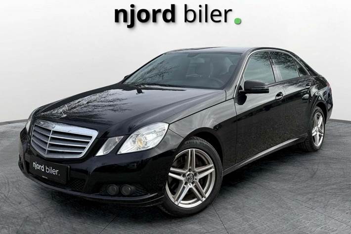 undefined Mercedes E300 fra 2010 set udefra