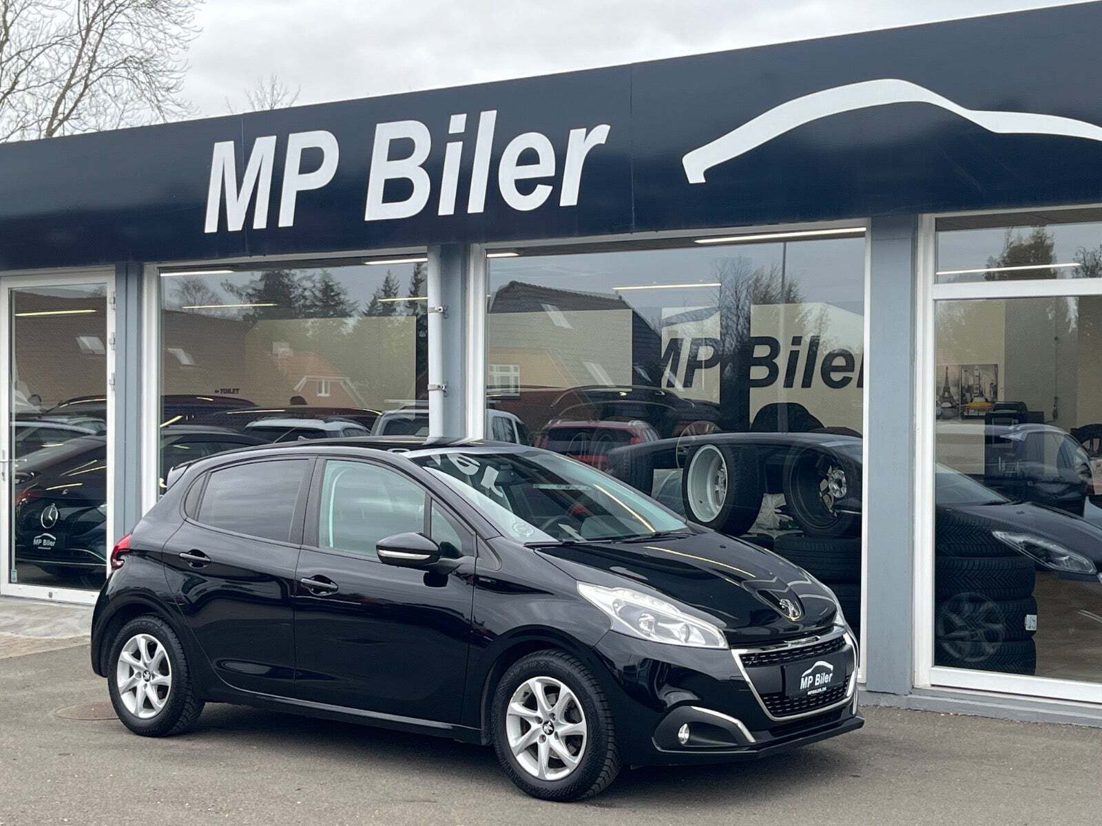 Peugeot 208 1,5 BlueHDi 100 Allure Sky