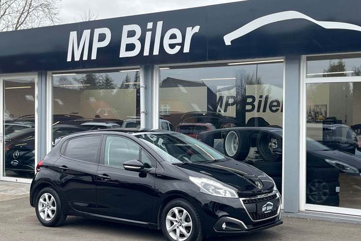 Sort Peugeot 208 fra 2019