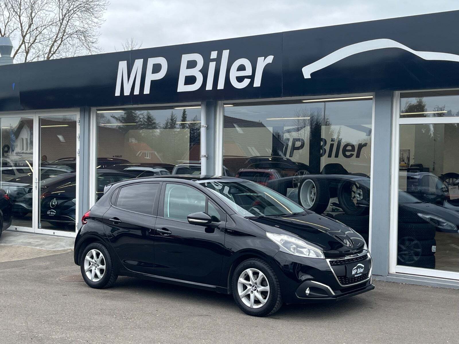 Peugeot 208 1,5 BlueHDi 100 Allure Sky