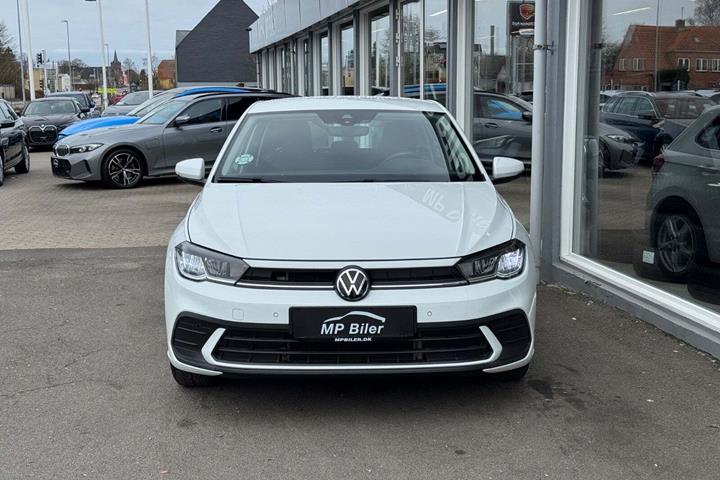 Hvid VW Polo fra 2022