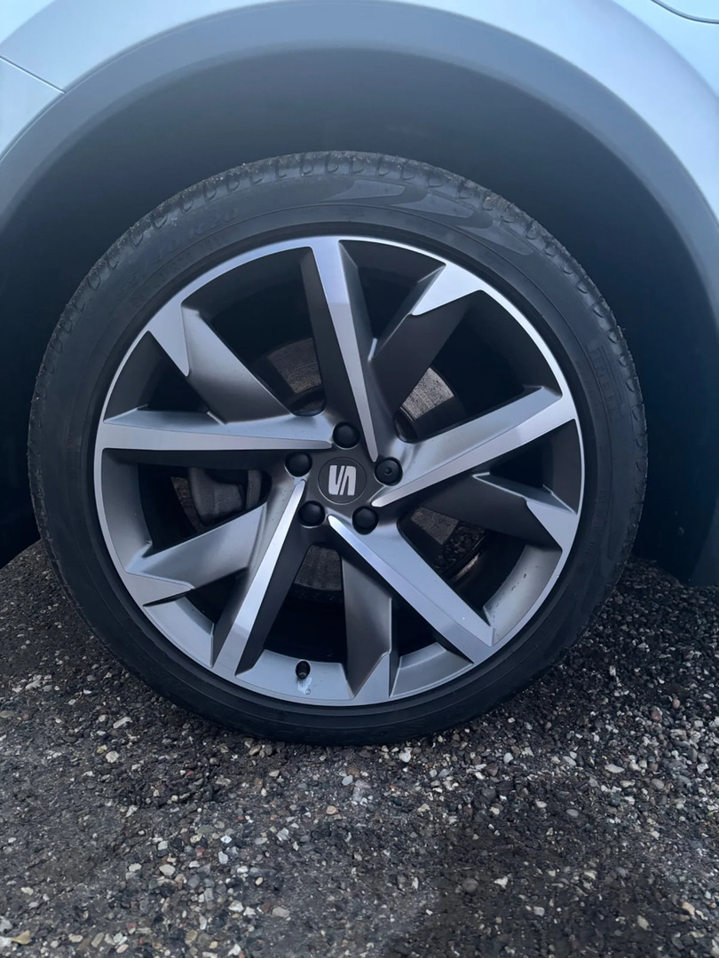 Hvid Seat Tarraco fra 2022