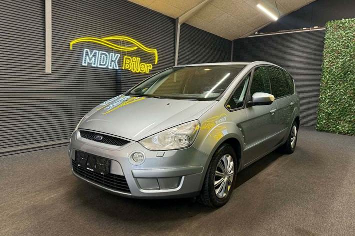 undefined Ford S-MAX fra 2008