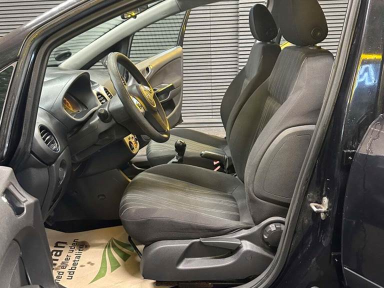 Opel Corsa 1,4 16V Enjoy