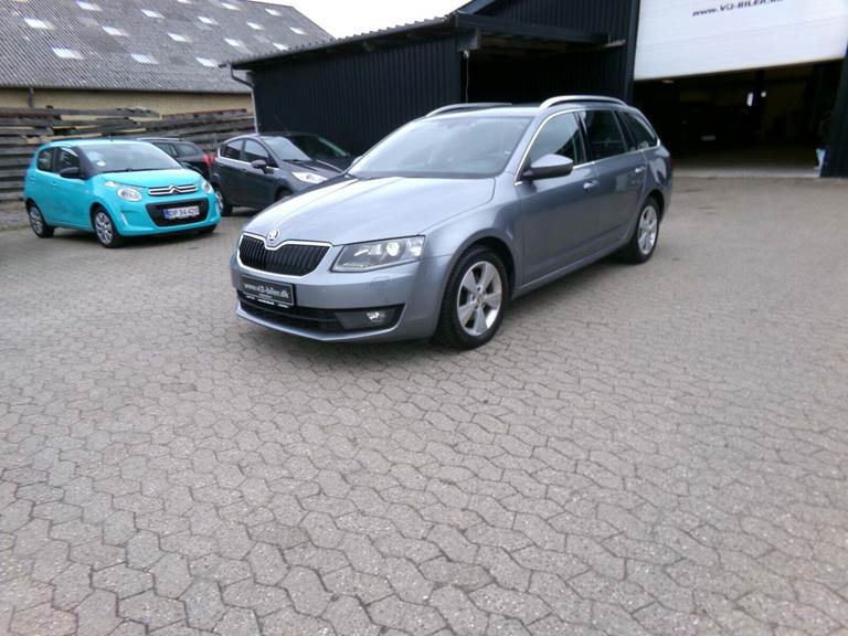 Skoda Octavia 2,0 TDi 150 Elegance Combi