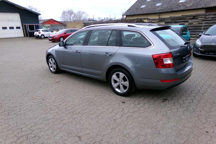 undefined Skoda Octavia fra 2014