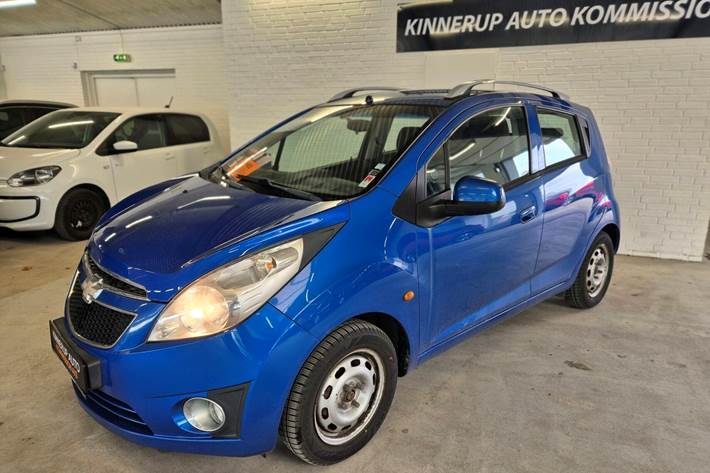 Blå Chevrolet Spark fra 2010