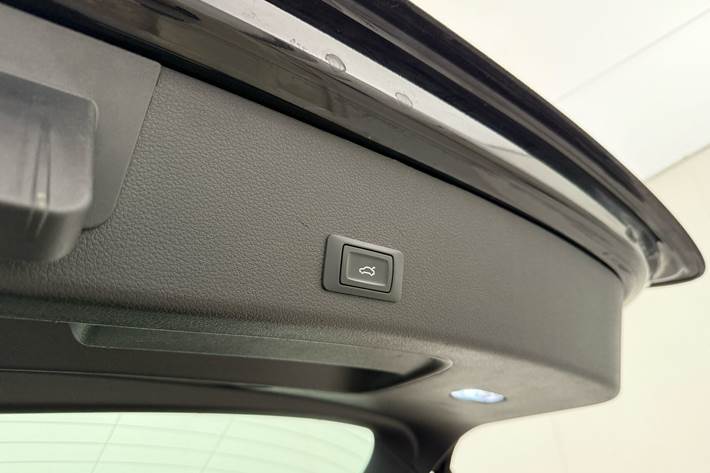 Sort Audi e-tron fra 2023