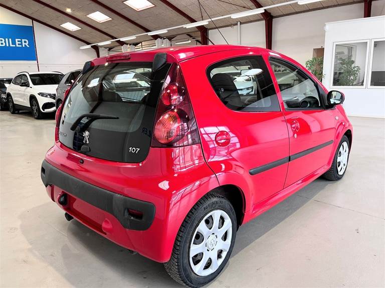 Peugeot 107 1,0 Champion Active 68HK 5d