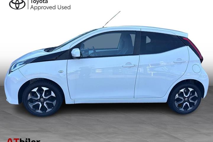 Hvid Toyota Aygo fra 2021