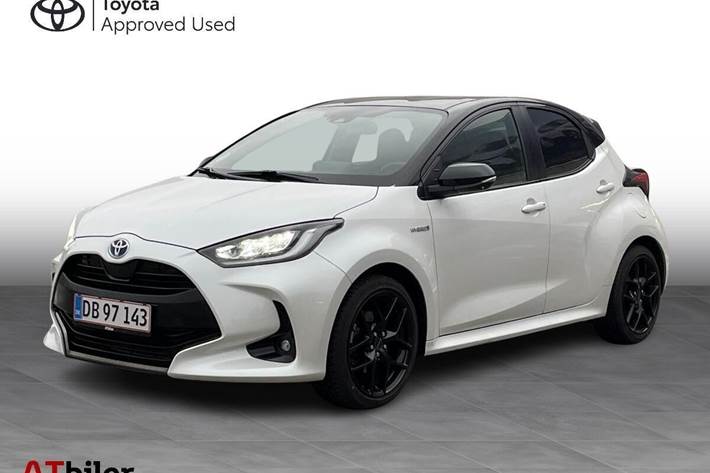 Hvid Toyota Yaris fra 2021