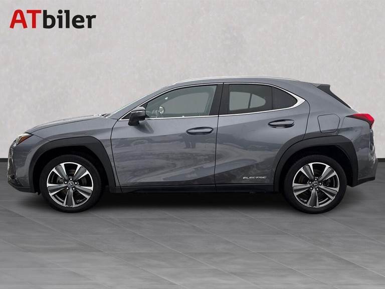 Lexus UX 300e EL Luxury Style 204HK 5d Aut.