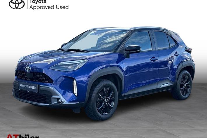 Blå Toyota Yaris Cross fra 2022
