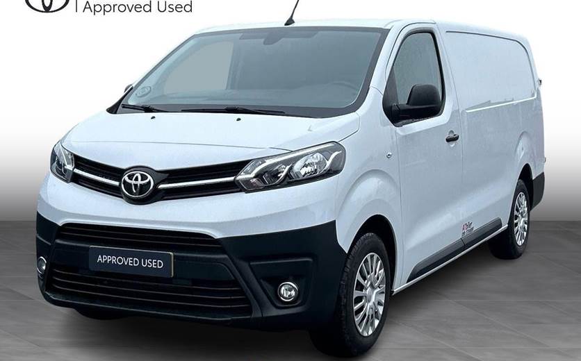 Toyota ProAce 2,0 Long D Comfort Master 144HK Van 8g Aut.