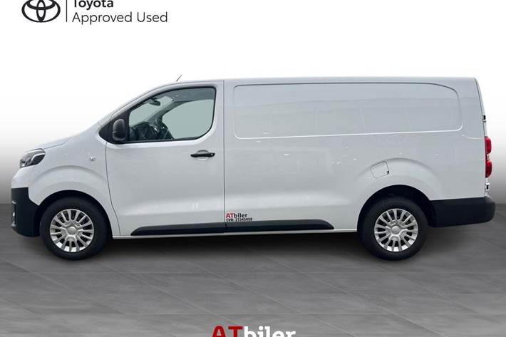 Hvid Toyota ProAce fra 2024