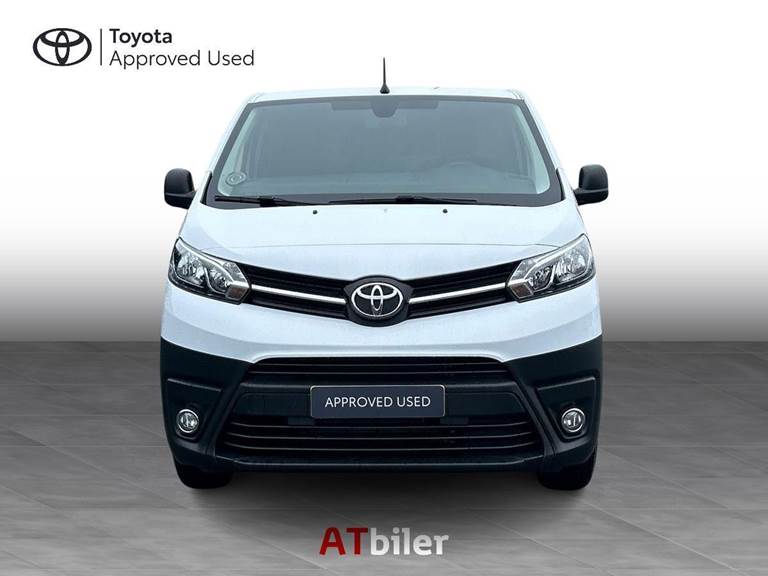 Toyota ProAce 2,0 Long D Comfort Master 144HK Van 8g Aut.