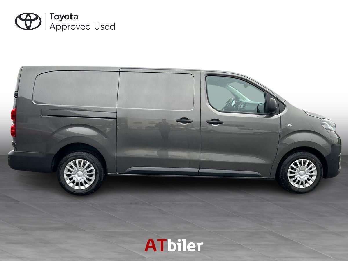 Sort Toyota ProAce fra 2023