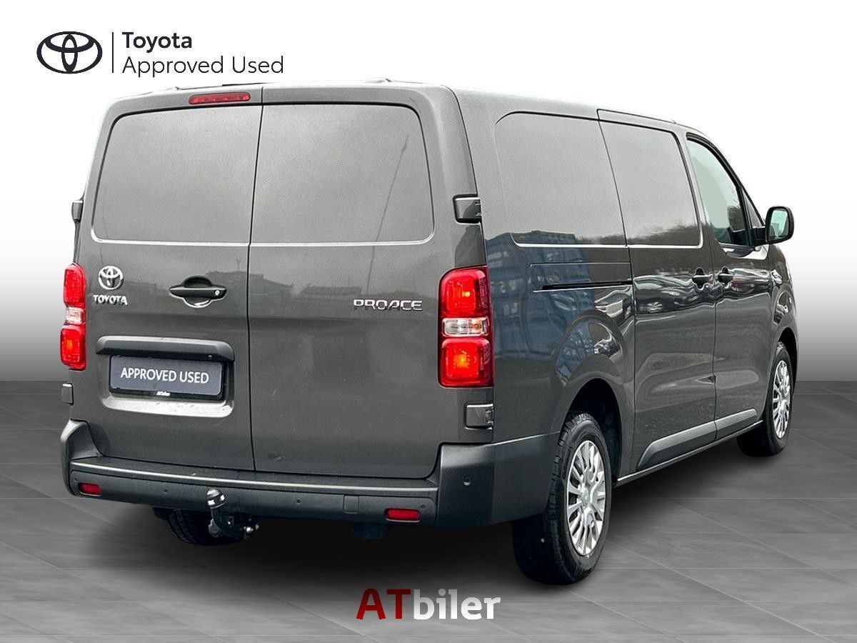 Sort Toyota ProAce fra 2023