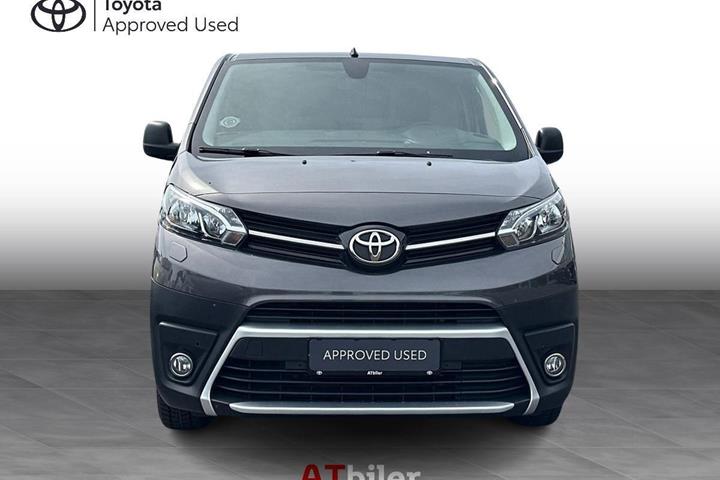 Sort Toyota ProAce fra 2023