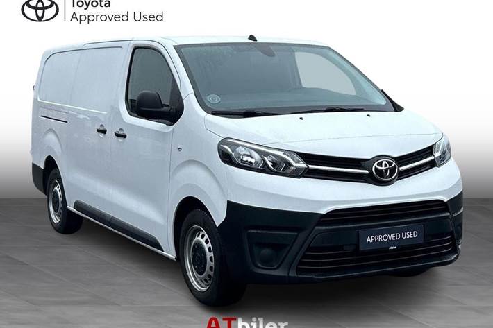 Hvid Toyota ProAce fra 2022