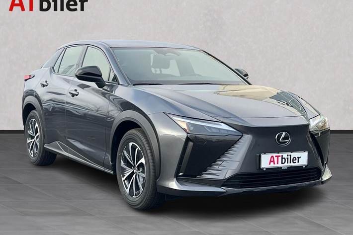 Grå Lexus RZ fra 2025