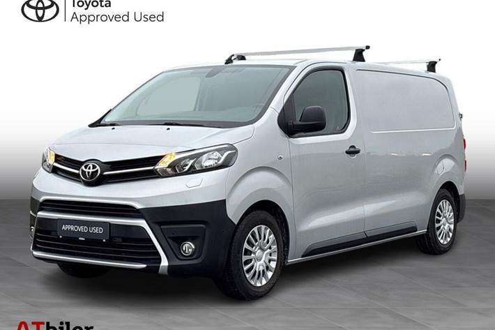 Sølv Toyota ProAce fra 2020
