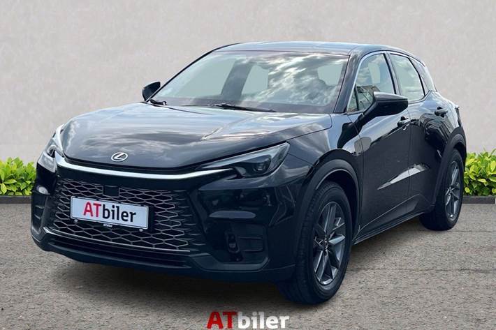 Sort Lexus LBX fra 2024