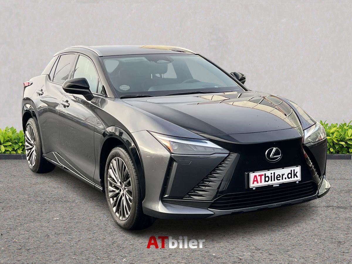 Sort Lexus RZ fra 2024