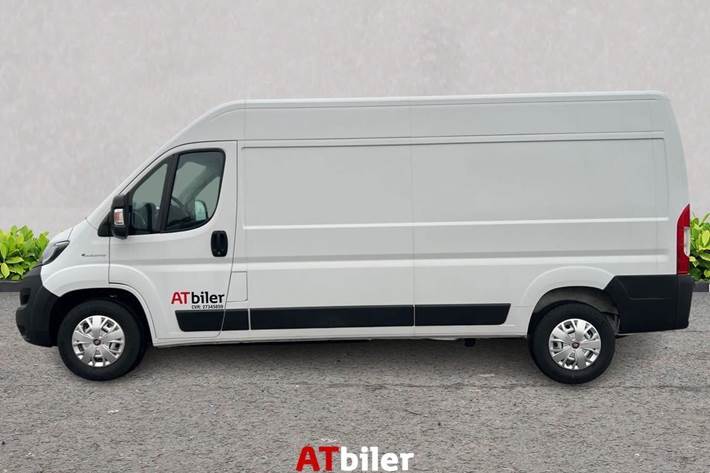 Hvid Fiat E-Ducato fra 2022