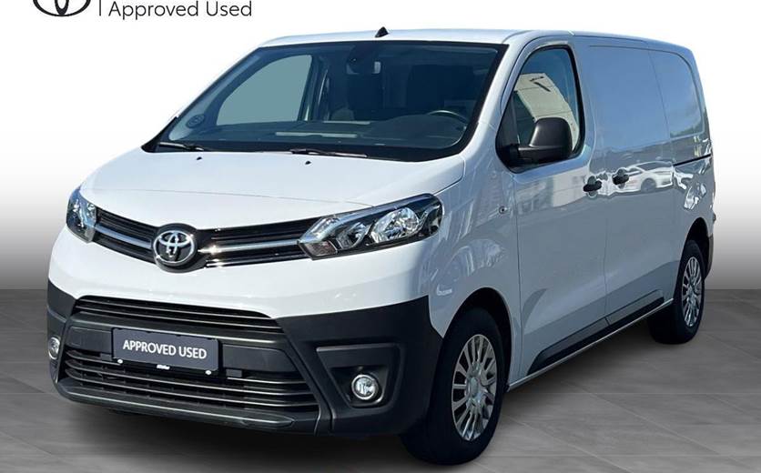 Toyota ProAce 2,0 Medium D Comfort Master m/ To skydedør 144HK Van 8g Aut.