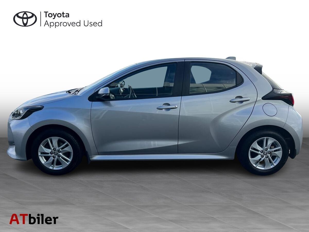 Toyota Yaris 1,0 VVT-I Active 72HK 5d
