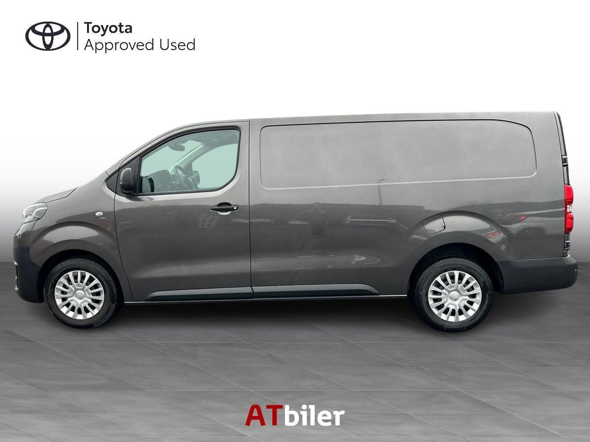 Sort Toyota ProAce fra 2023