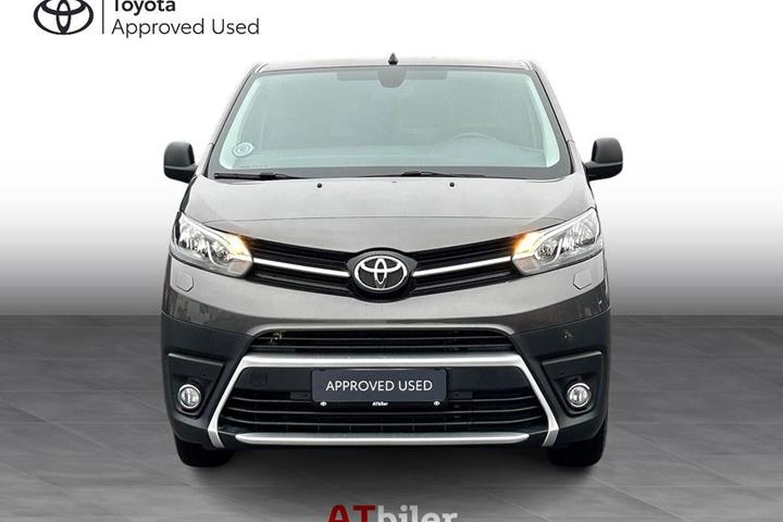 Sort Toyota ProAce fra 2023