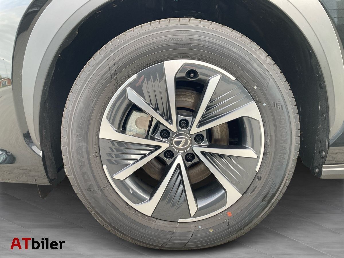 Sort Lexus RZ fra 2025