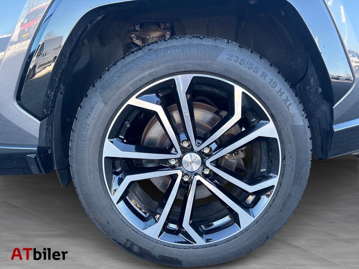 Grå Toyota RAV4 Plug-in fra 2021