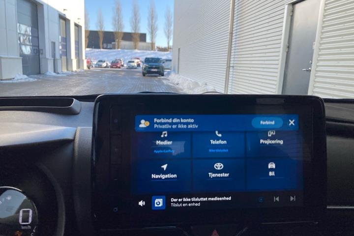 Sort Toyota Yaris fra 2023