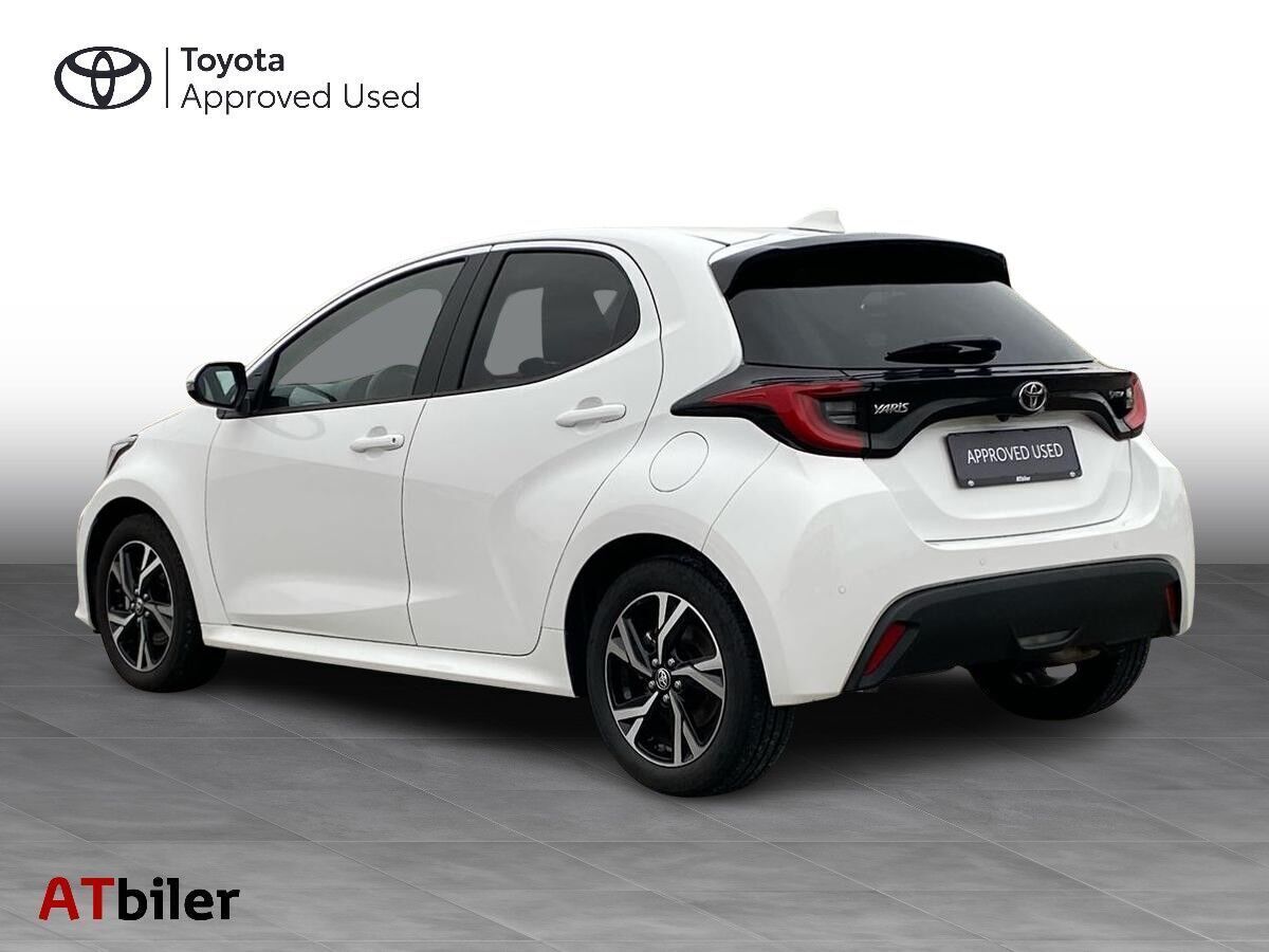 Toyota Yaris 1,5 Hybrid Style Technology 116HK 5d Trinl. Gear