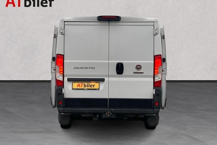 Hvid Fiat Ducato fra 2022