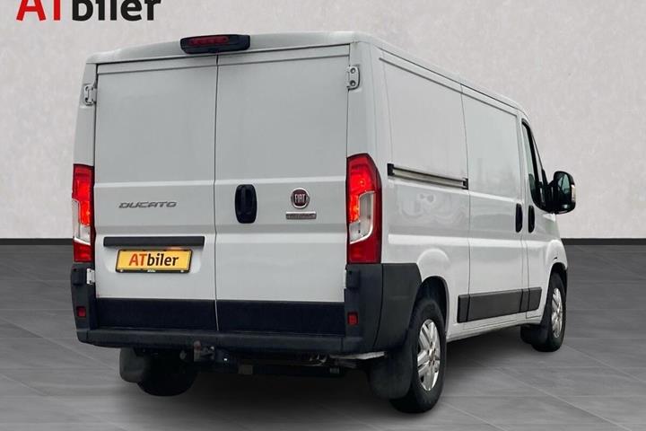 Hvid Fiat Ducato fra 2022