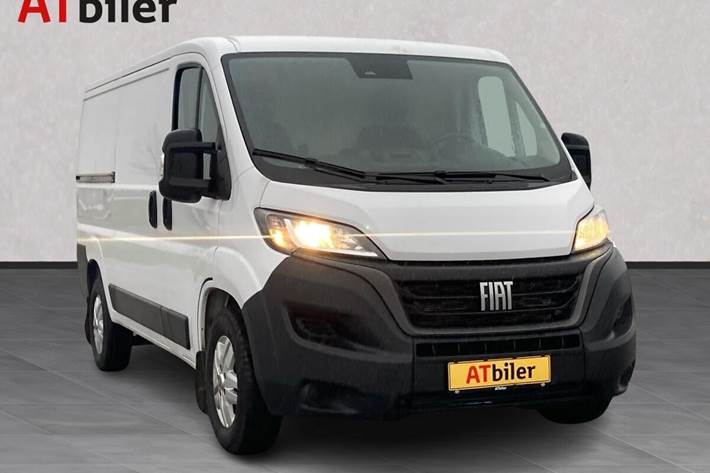 Hvid Fiat Ducato fra 2022