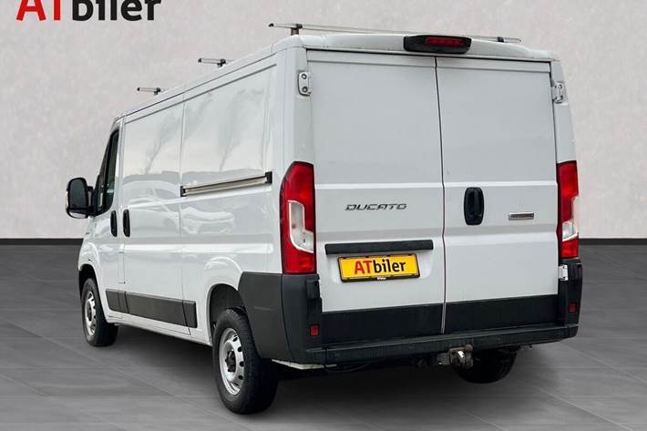 Hvid Fiat Ducato fra 2021