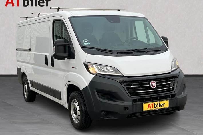 Hvid Fiat Ducato fra 2021
