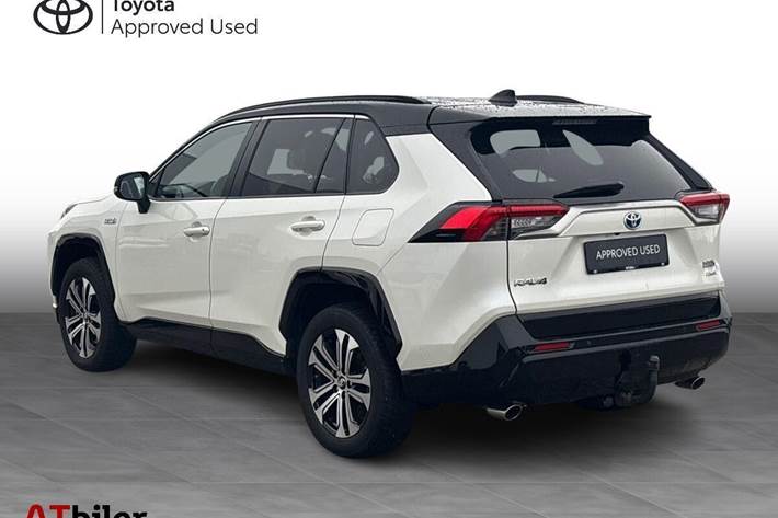Hvid Toyota RAV4 Plug-in fra 2021