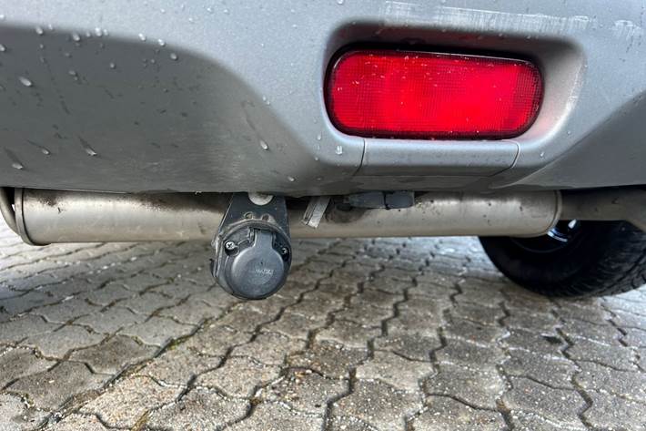 Grå Suzuki Vitara fra 2018