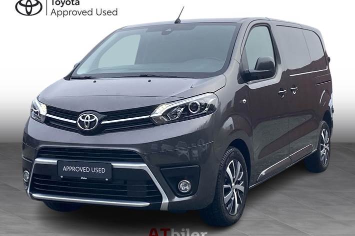 undefined Toyota ProAce fra 2025 set udefra
