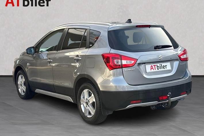 Grå Suzuki S-Cross fra 2020