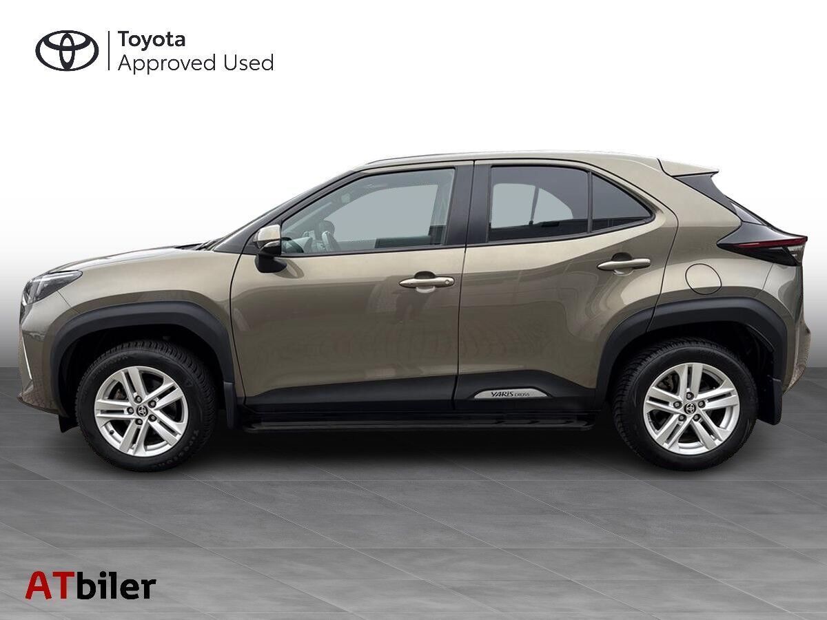 Bronze Toyota Yaris Cross fra 2022