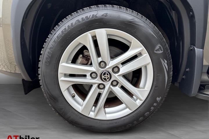 Bronze Toyota Yaris Cross fra 2022