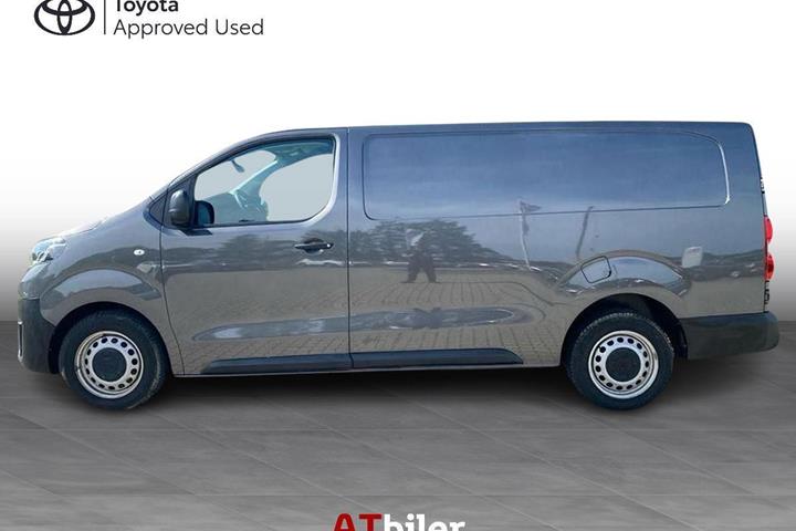 Grå Toyota ProAce fra 2022