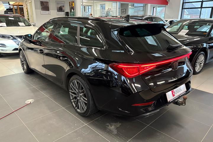 Sort Cupra Leon fra 2023